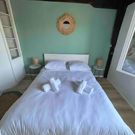 Maison De A Colombages, Wifi, Jardin Casa de Férias *